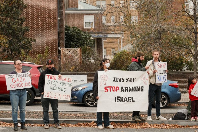 People send holding protest signs